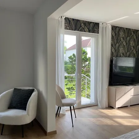 Lage In Hannover - Renoviertes, Ruhiges Apartment *