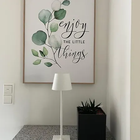 Ruhiges Gaestehaus - 120qm - Garten - 1a Lage Niederdorla