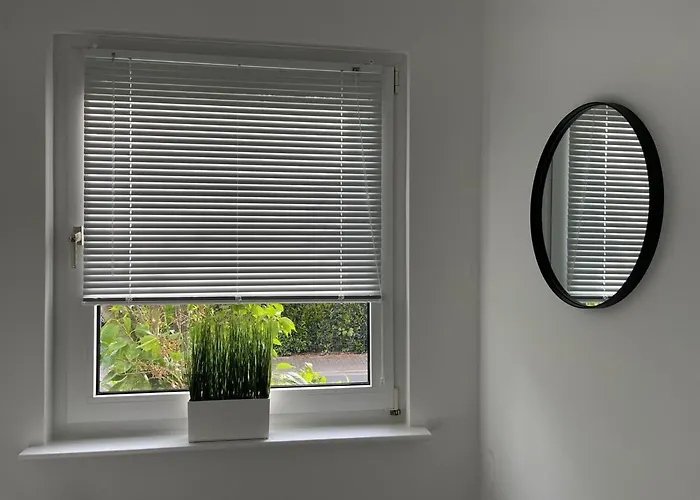 Ruhiges Gaestehaus - 120qm - Garten - 1a Lage 하노버